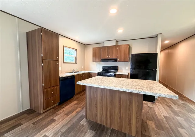 Photo 3 of Manufactured home for sale at 11993 195 Spruance Rd, Hillsboro, OH 45133 | MLS# 966209 | Listing updated on 2026-08-13