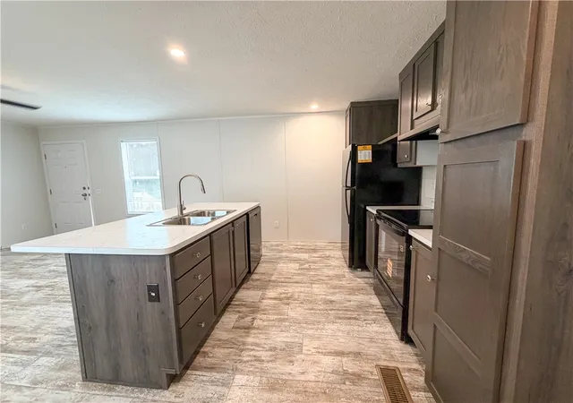 Photo 3 of Manufactured home for sale at 11993 197 Spruance Rd, Hillsboro, OH 45133 | MLS# 966213 | Listing updated on 2026-08-13