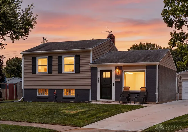 Photo 2 of Sale Pending at 2425 Lorna Ct, Dayton, OH 45420 | MLS# 966579 | Listing updated on 2026-08-17