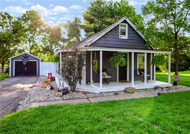 Photo 2 of Sale Pending at 5583 Cincinnati Dayton Rd, Liberty Township, OH 45044 | MLS# 966605 | Listing updated on 2026-08-18