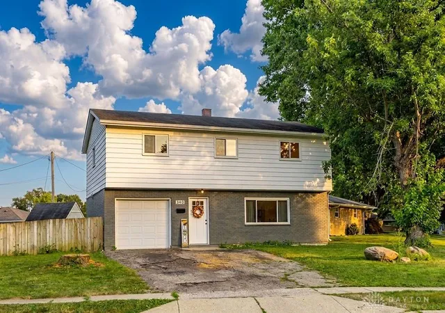 2nd image of 340 S Elm St, Dayton, OH 45449 | MLS# 965428