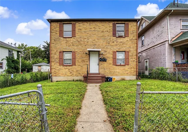 Photo 3 of Multi family home for sale at 1225 Superior Ave, Dayton, OH 45402 | MLS# 964274 | Listing updated on 2026-09-28
