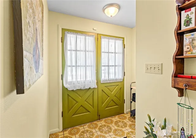 Photo 2 of Sale Pending at 1794 Parkview Dr, Xenia, OH 45385 | MLS# 966638 | Listing updated on 2026-08-18