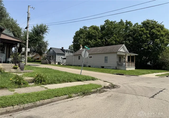 2nd image of 1415 Ohmer Ave, Dayton, OH 45410 | MLS# 966649