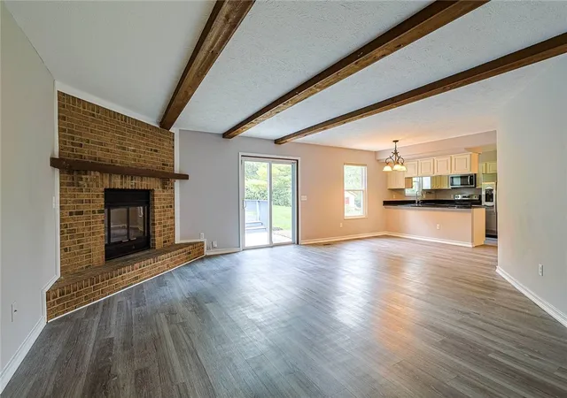 Photo 3 of Single family home for sale at 695 Tealwood Dr, Beavercreek, OH 45430 | MLS# 966565 | Listing updated on 2026-09-30