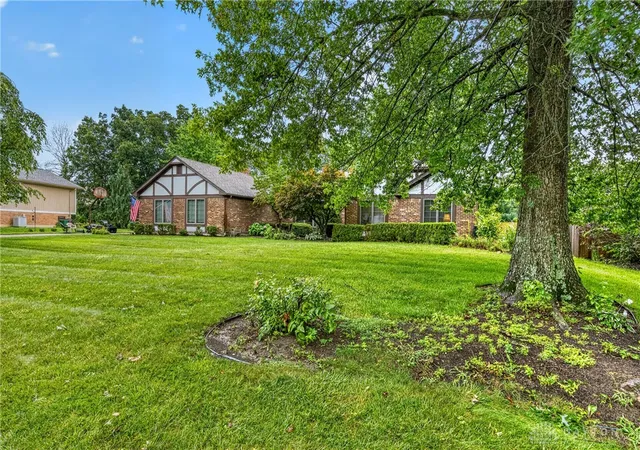 3rd image of 2844 Ramblingwood Ln, Dayton, OH 45458 | MLS# 966664