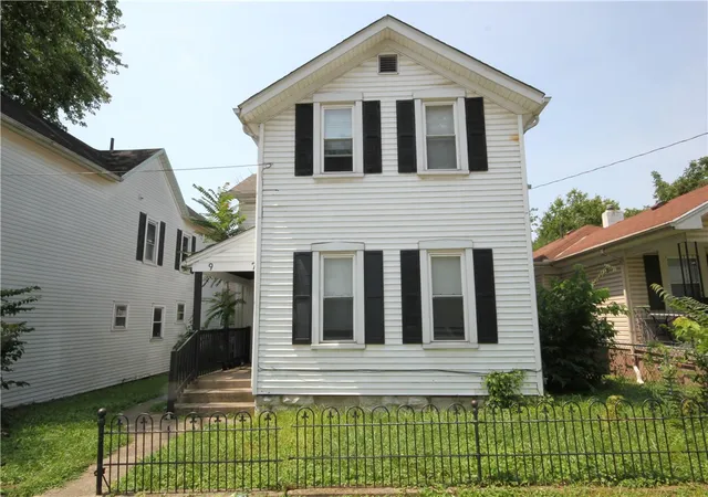 1st image of 7 Grove Ave, Dayton, OH 45404 | MLS# 966661