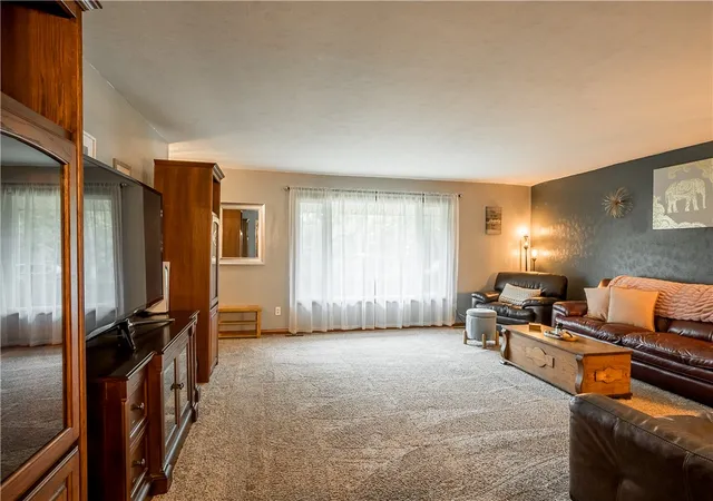 4th image of 2165 Brookridge Dr, Beavercreek, OH 45431 | MLS# 966621