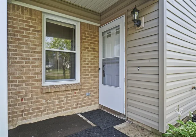 2nd image of 2489 Miami Village Dr, Miamisburg, OH 45342 | MLS# 966694