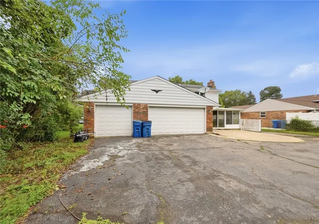 37th image of 5880 Charlesgate Rd, Dayton, OH 45424 | MLS# 966538