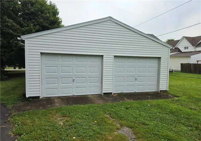 Listing Photo 2 - Condo for sale in building located at 516 Boal Ave, Piqua, OH 45356 - Unit #