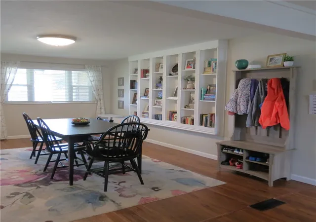 Photo 4 of Single family home for sale at 1110 Jon Ave, Sidney, OH 45365 | MLS# 966052 | Listing updated on 2026-08-17