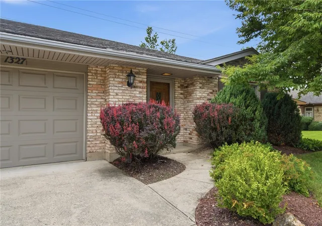 Photo 2 of Sale Pending at 1327 Quail Bnd Cir, Dayton, OH 45429 | MLS# 965907 | Listing updated on 2026-08-17