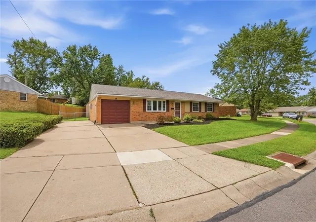 Photo 2 of Sale Pending at 38 Grantwood Dr, Dayton, OH 45449 | MLS# 966705 | Listing updated on 2026-08-21