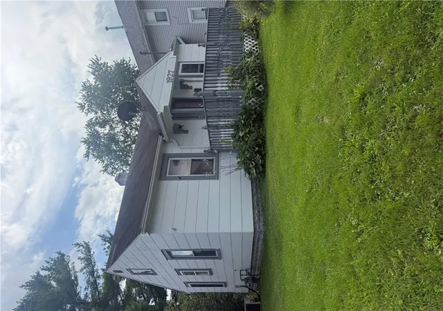 Photo 3 of Single family home for sale at 1927 Fulton Ave, Springfield, OH 45505 | MLS# 966793 | Listing updated on 2026-08-17