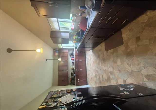 Photo 4 of Single family home for sale at 829 Southview Dr, Englewood, OH 45322 | MLS# 966368 | Listing updated on 2026-08-18