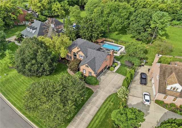 Photo 3 of Sale Pending at 6425 Katherine Manor Ct, Liberty Twp, OH 45011 | MLS# 966870 | Listing updated on 2026-08-26