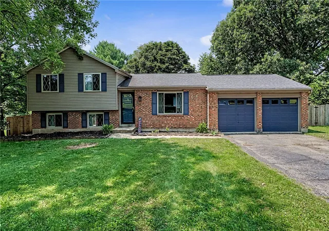 1st image of 5615 Little Sugar Creek Rd, Dayton, OH 45440 | MLS# 965073