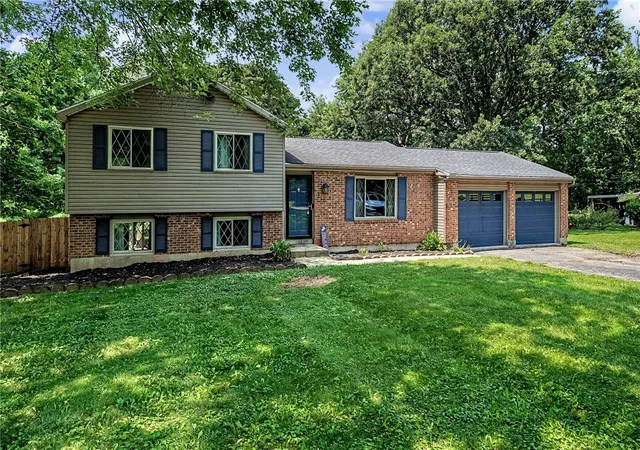 3rd image of 5615 Little Sugar Creek Rd, Dayton, OH 45440 | MLS# 965073