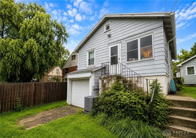 Photo 2 of Sale Pending at 1356 Elmdale Dr, Dayton, OH 45409 | MLS# 966898 | Listing updated on 2026-08-19