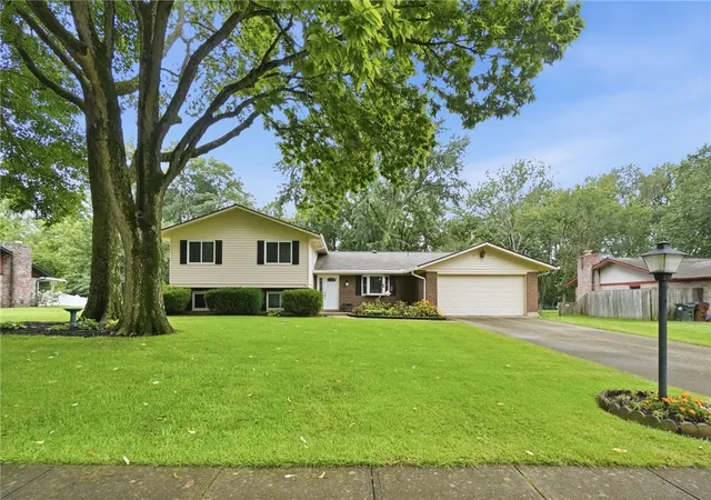 Photo 2 of Sale Pending at 8919 Deep Forest Ln, Dayton, OH 45458 | MLS# 966527 | Listing updated on 2026-08-23