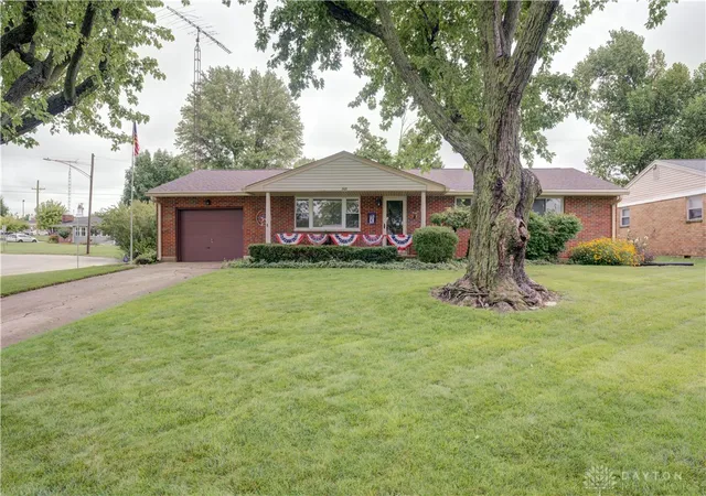 Photo 2 of Single family home for sale at 327 S Chippewa Dr, Greenville, OH 45331 | MLS# 966402 | Listing updated on 2026-08-20