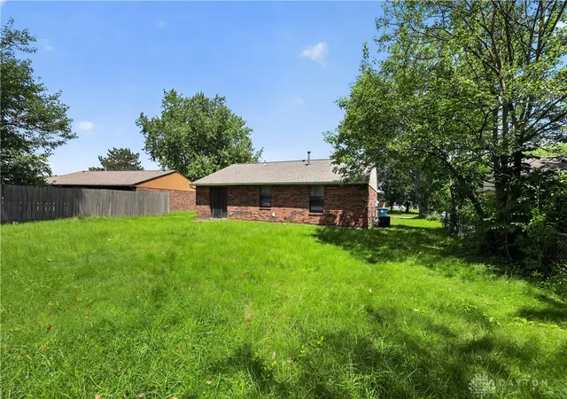 Photo 3 of Single family home for sale at 8377 Schoolgate Dr, Dayton, OH 45424 | MLS# 965360 | Listing updated on 2026-08-19