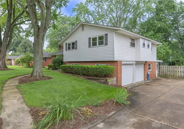 1st image of 45 Tulip Ln, Dayton, OH 45432 | MLS# 966613