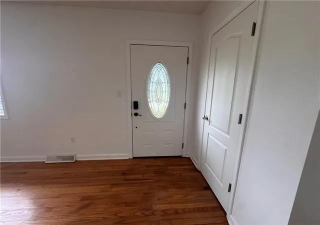 2nd image of 7322 Eyler Dr, Springboro, OH 45066 | MLS# 966956