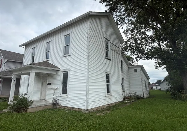 Photo 2 of Single family home for sale at 431 S Downing St, Piqua, OH 45356 | MLS# 966983 | Listing updated on 2026-08-19
