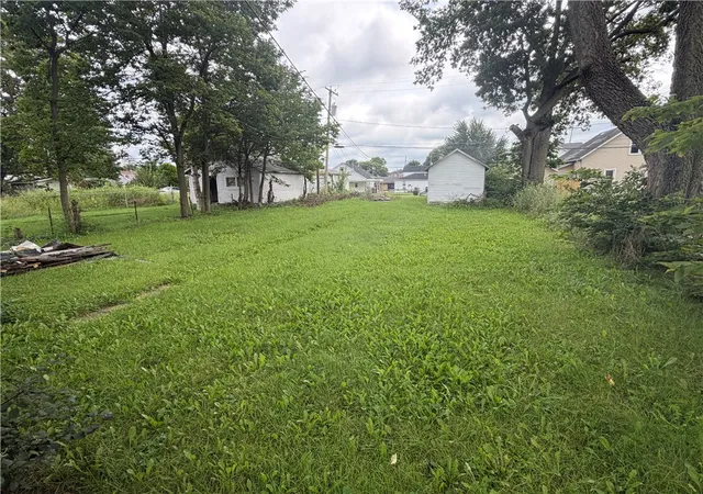 Photo 3 of Single family home for sale at 431 S Downing St, Piqua, OH 45356 | MLS# 966983 | Listing updated on 2026-08-19