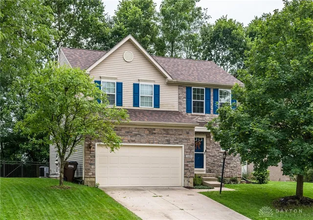 Photo 2 of Single family home for sale at 1680 Wimbledon Dr, Fairborn, OH 45324 | MLS# 966915 | Listing updated on 2026-08-23