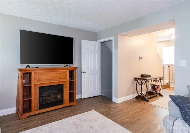 Photo 3 of Single family home for sale at 1680 Wimbledon Dr, Fairborn, OH 45324 | MLS# 966915 | Listing updated on 2026-08-23