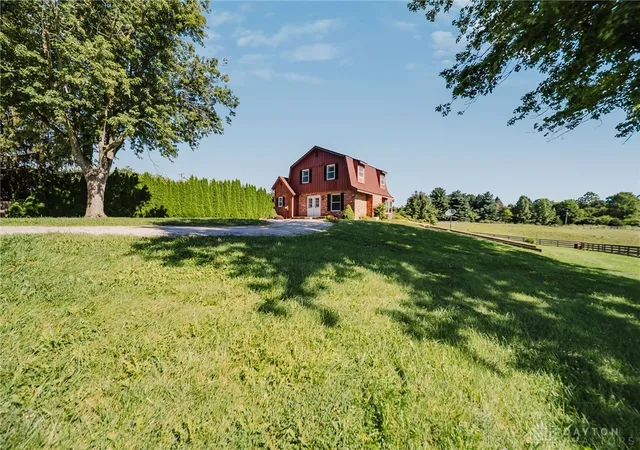 Photo 3 of Single family home for sale at 865 W Geiserman Rd, Piqua, OH 45356 | MLS# 966946 | Listing updated on 2026-08-20
