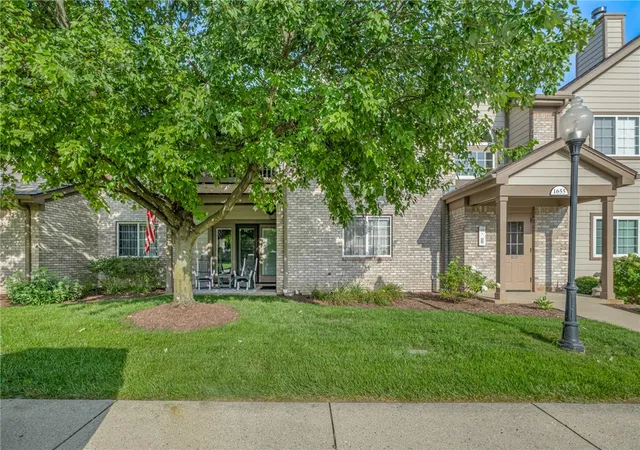1st image of 1655 Piper Ln #55-101, Dayton, OH 45440 | MLS# 966914
