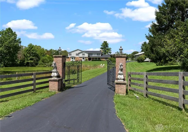 Photo 1 of Single family home for sale at 286 Berlin Rd, Wilmington, OH 45177 | MLS# 967012 | Listing updated on 2026-08-21