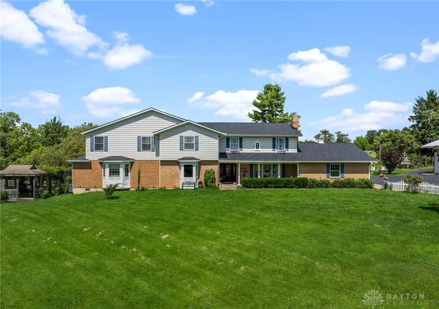 Photo 3 of Single family home for sale at 286 Berlin Rd, Wilmington, OH 45177 | MLS# 967012 | Listing updated on 2026-08-21