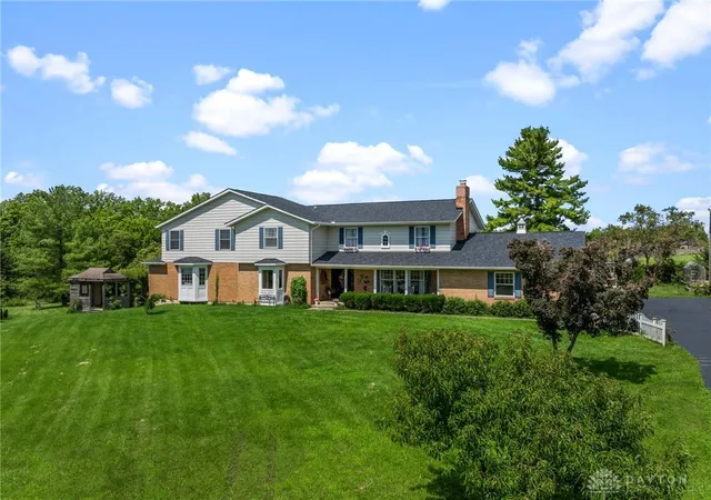 Photo 3 of Single family home for sale at 286 Berlin Rd, Wilmington, OH 45177 | MLS# 967012 | Listing updated on 2026-08-21