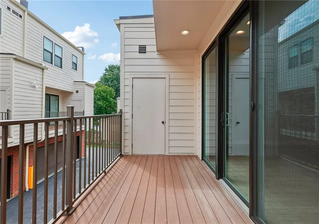 2nd image of 3908 Edwards, Cincinnati, OH 45209