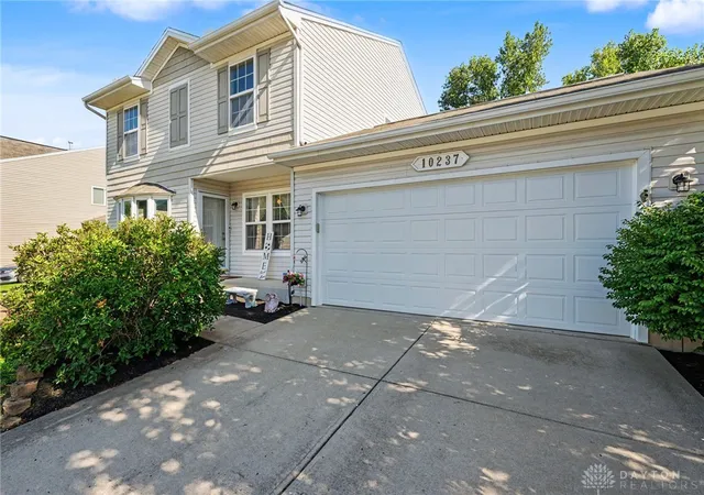 2nd image of 10237 Peacock Ln, Miamisburg, OH 45342 | MLS# 966935