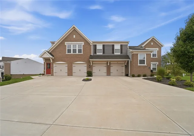 2nd image of 45 N Old Pond Rd, Springboro, OH 45066 | MLS# 966855