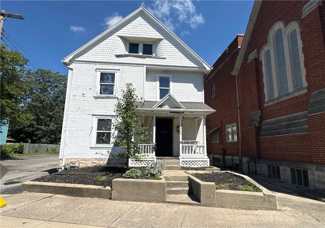 1st image of 429 Oak St, Dayton, OH 45410 | MLS# 967033