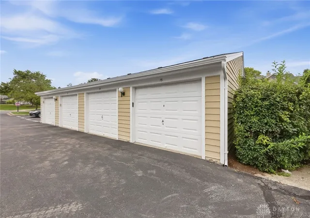 2nd image of 84 Mallard Glen Dr #7, Dayton, OH 45458 | MLS# 966842
