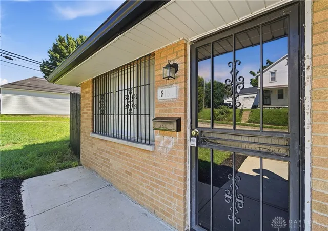 Photo 3 of Single family home for sale at 818 Blanche St, Dayton, OH 45417 | MLS# 967015 | Listing updated on 2026-08-24