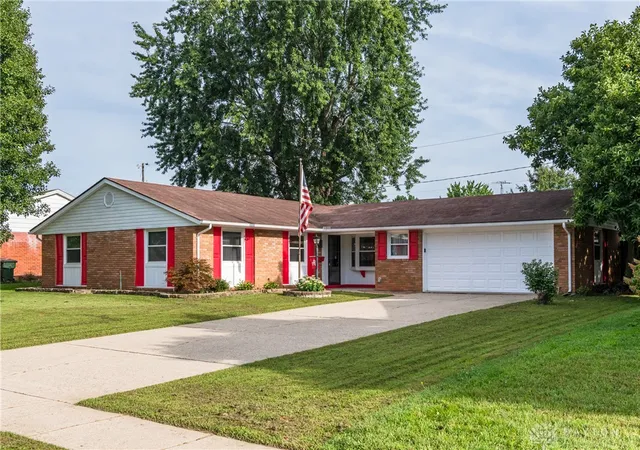 Photo 2 of Single family home for sale at 703 W Washington St, New Carlisle, OH 45344 | MLS# 966921 | Listing updated on 2026-08-23