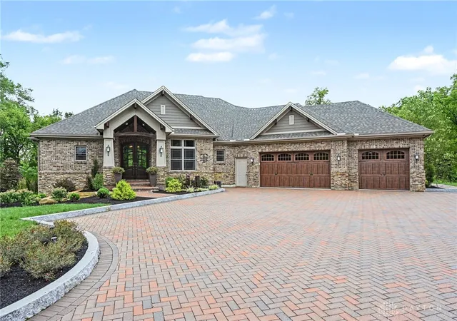 Photo 3 of Sale Pending at 1214 E Lower Springboro Rd, Lebanon, OH 45036 | MLS# 967037 | Listing updated on 2026-08-24