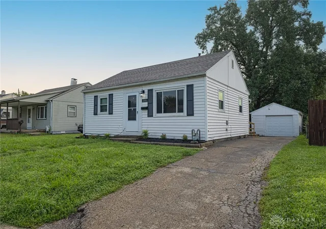 1st image of 208 W Circle Dr, West Carrollton, OH 45449 | MLS# 967113