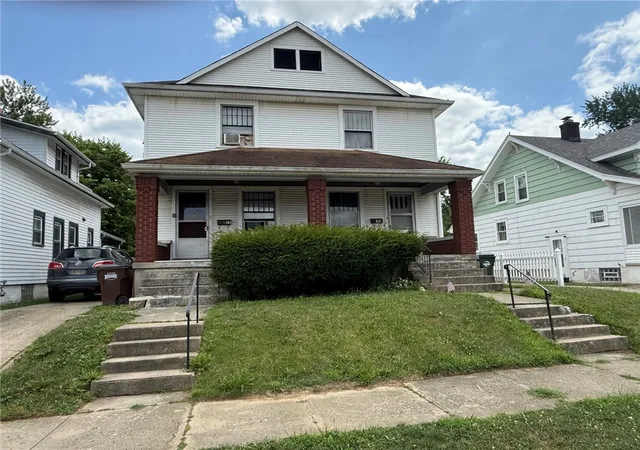 2nd image of 32-34 Waverly Ave, Dayton, OH 45405