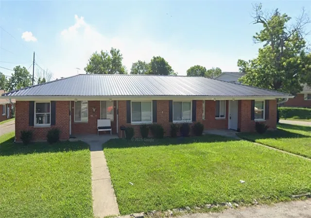 1st image of 112 118 Bennington Dr, Dayton, OH 45405 | MLS# 967147