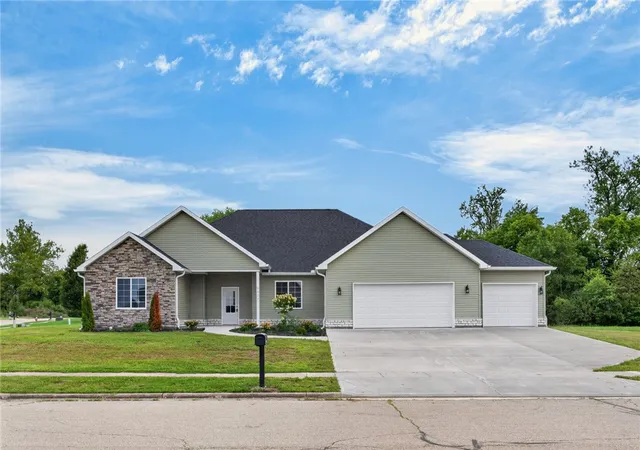 Photo 1 of Single family home for sale at 9907 Barnum Rd, Piqua, OH 45356 | MLS# 967052 | Listing updated on 2026-08-21